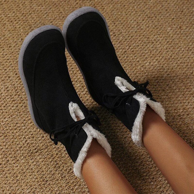 Fleece flat lace-up boots